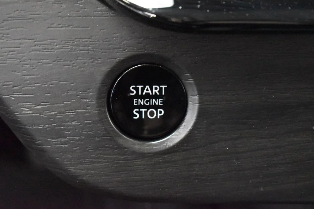 Used 2026 White Nissan Platinum image 19