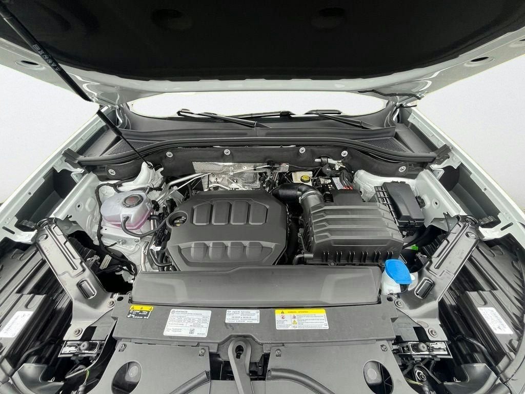 New 2026 White/off-white Volkswagen SE w/Technology image 28
