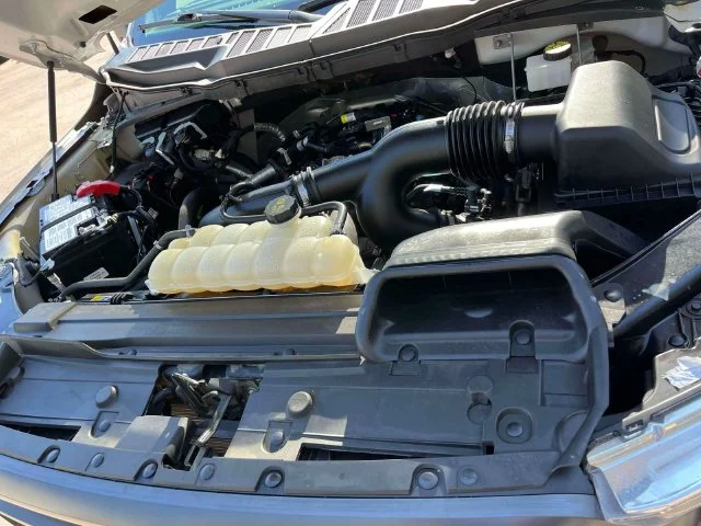 Used 2023 Avalanche Ford XLT image 14