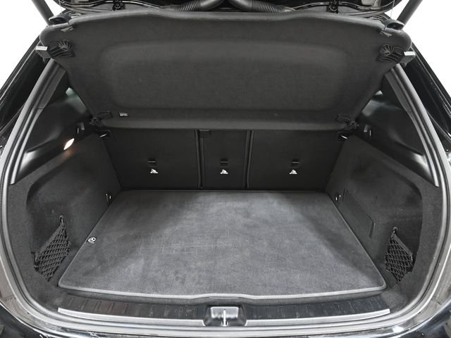 Used 2025  Mercedes-Benz GLA 250 image 20