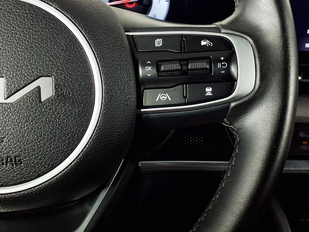 Certified Used 2023 Gray Kia SX image 21