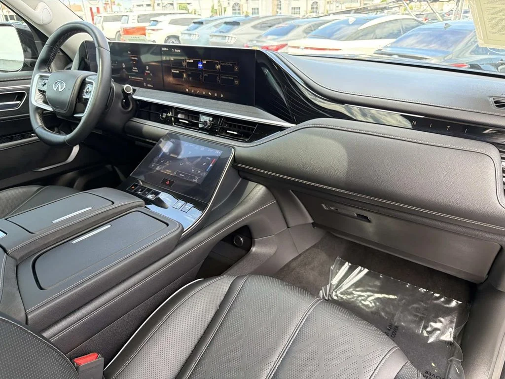 Used 2025 MINERAL BLACK INFINITI SENSORY image 36