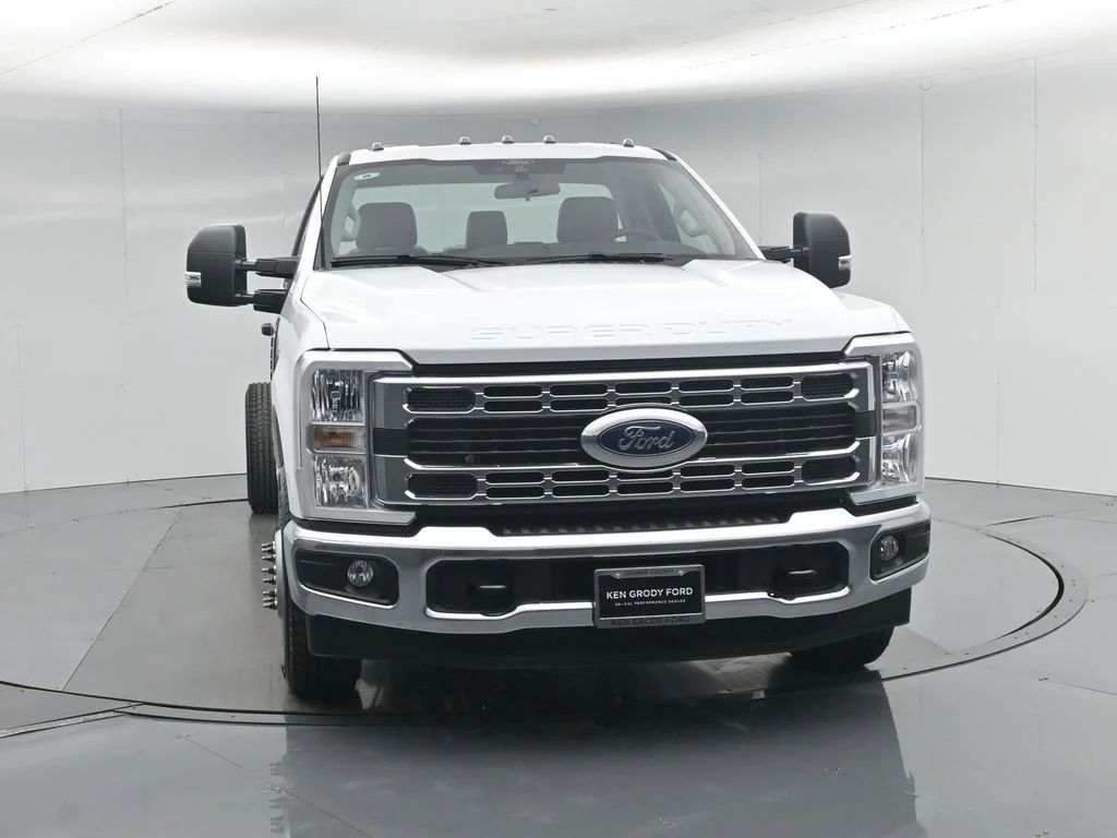 New 2026 White Ford XL image 18