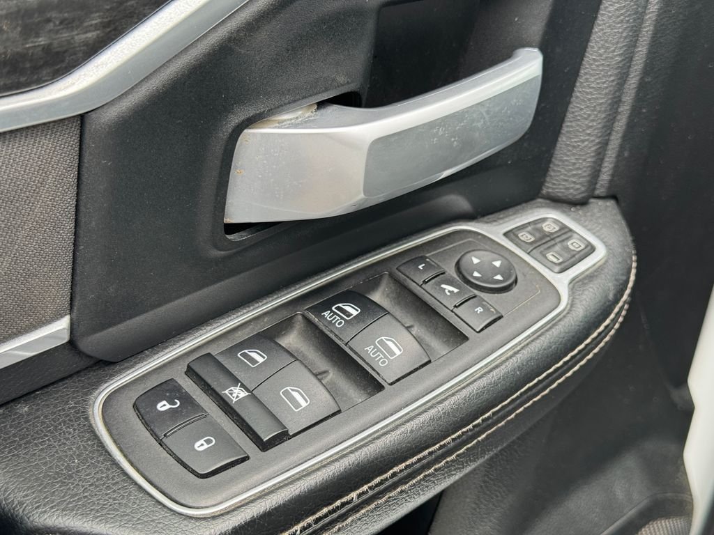 Used 2024 White Ram Big Horn image 9