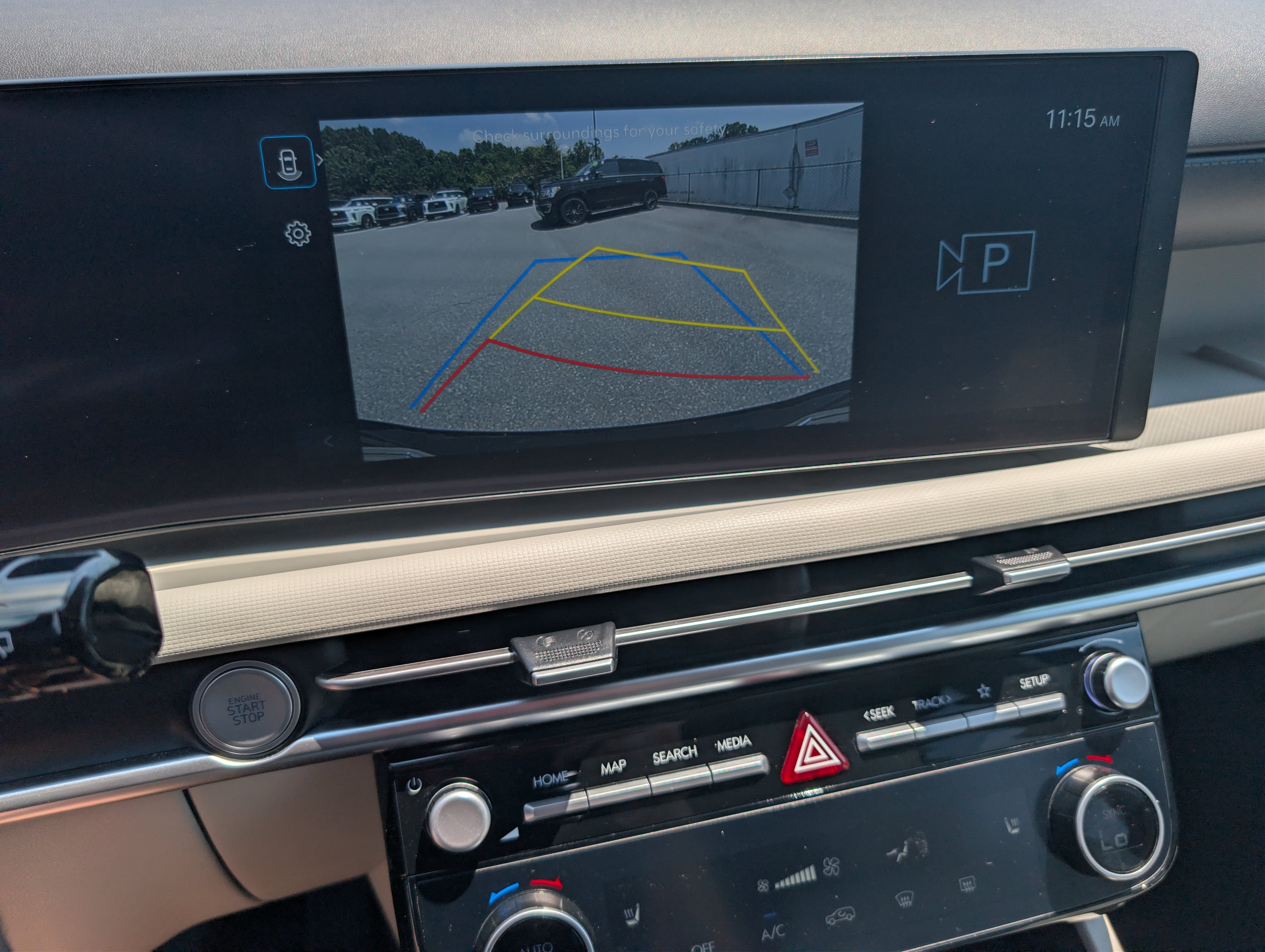 Used 2025 Phantom Black Hyundai SEL image 19