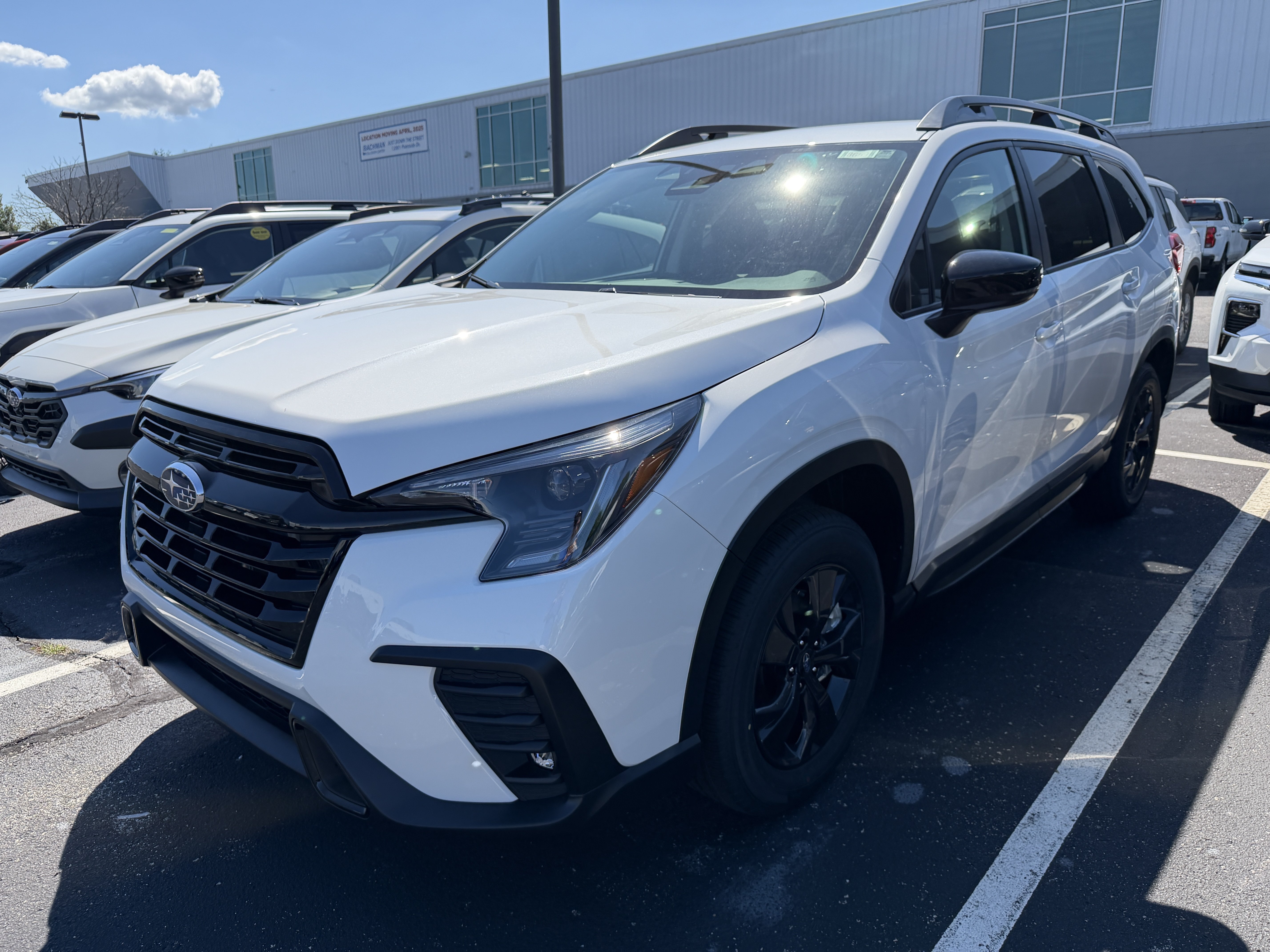 New 2026 CRYSTAL WHITE PEARL Subaru Premium 7-Passenger image 4