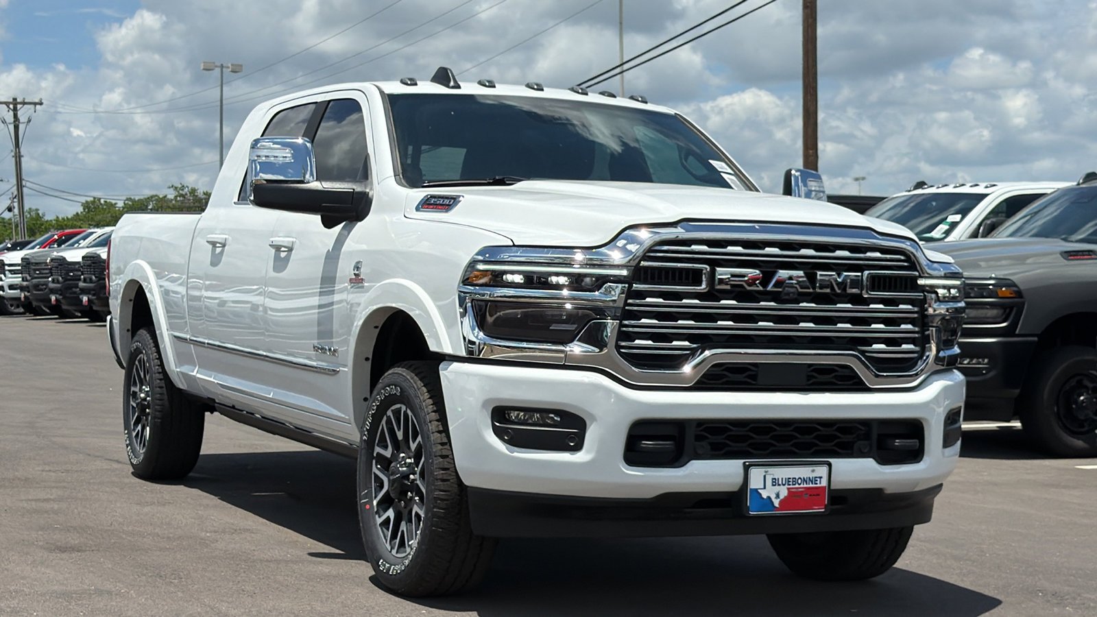 New 2026 Bright White Clear-Coat Exterior Paint RAM Limited image 3