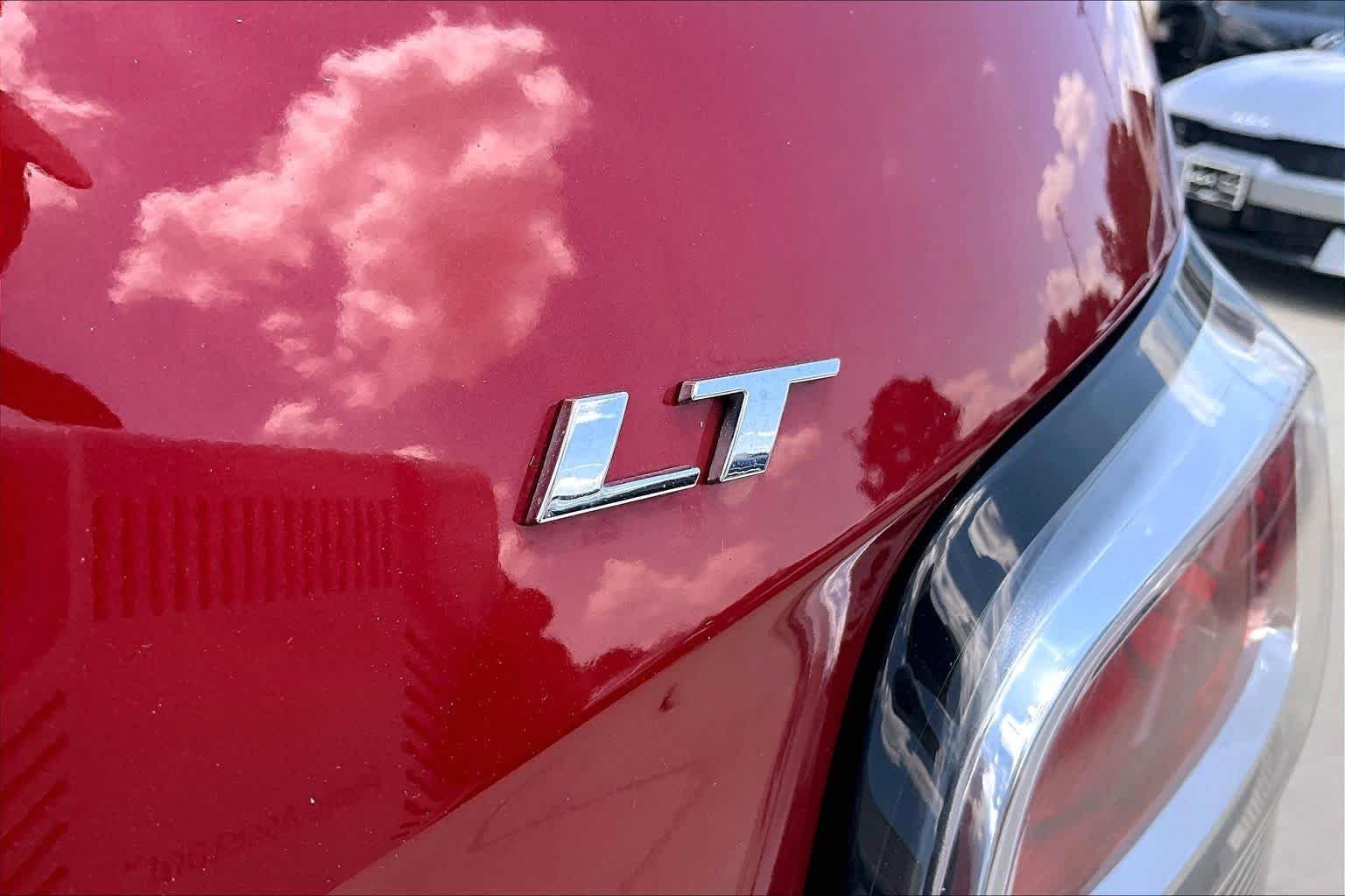 Used 2017 Cajun Red Tintcoat Chevrolet LT image 10