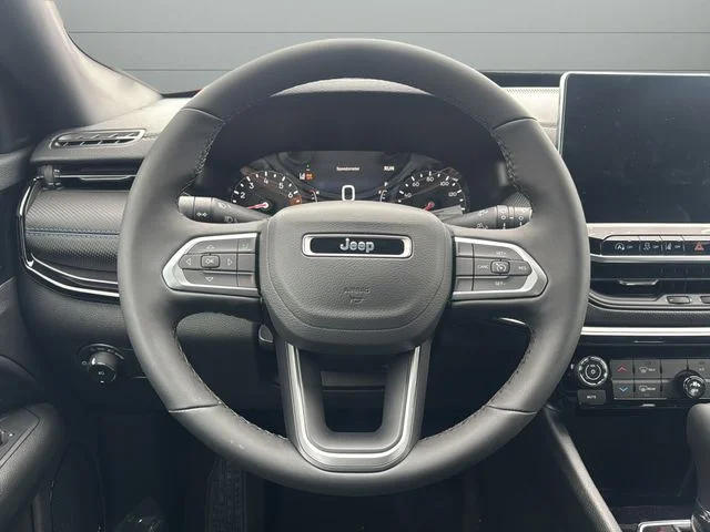 New 2026 Joose Exterior Paint Jeep Latitude image 12