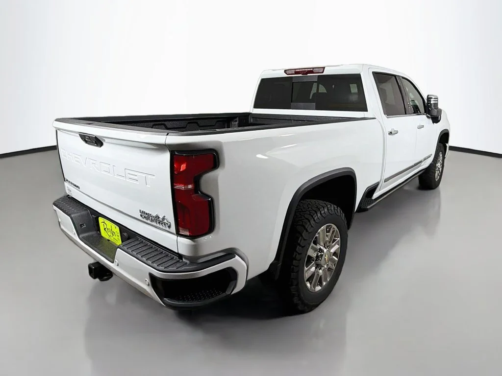 2026 Chevrolet Silverado 2500 HD High Country - Photo 6