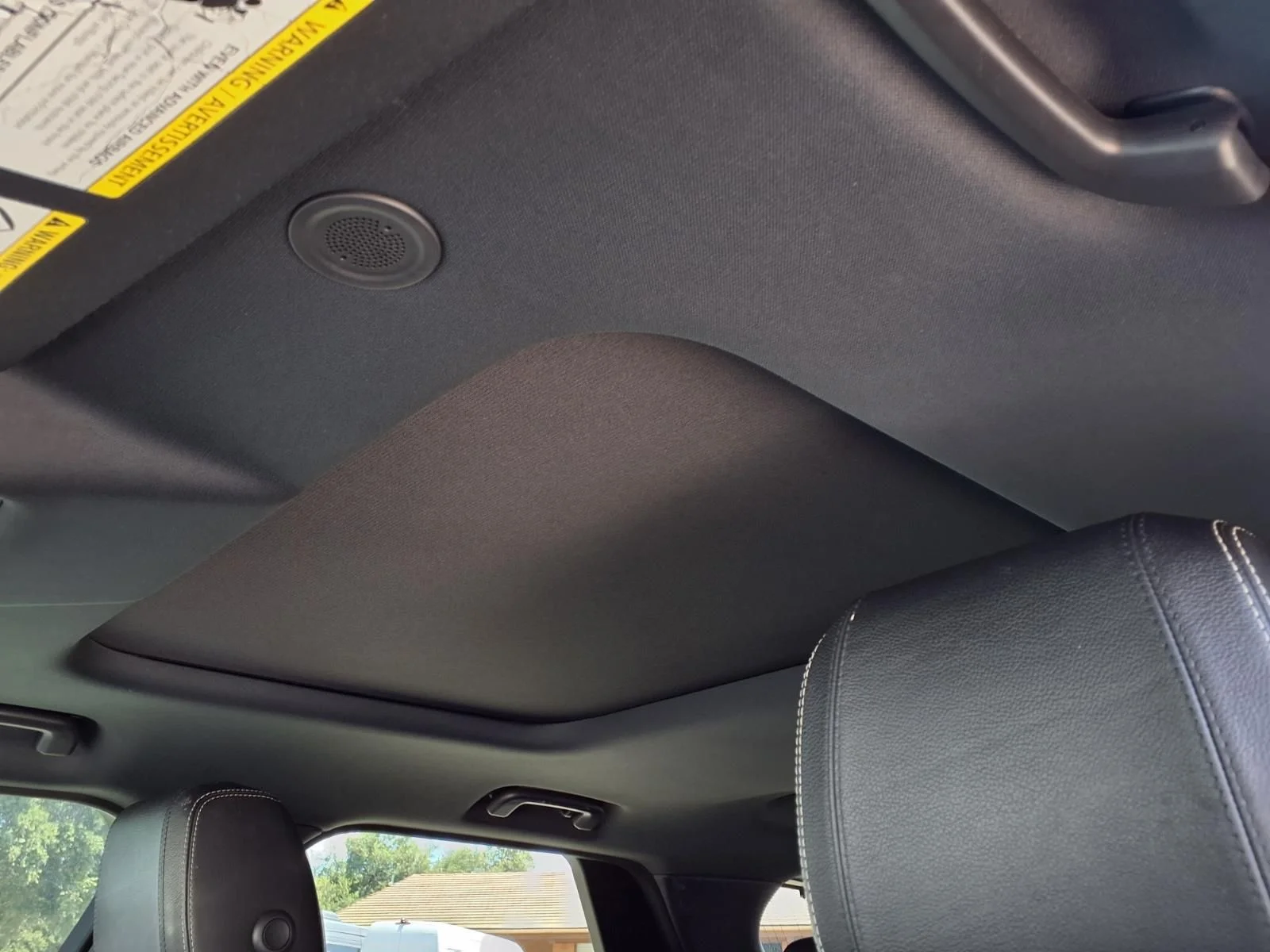 2022 Land Rover Discovery S R Dynamic - Photo 16