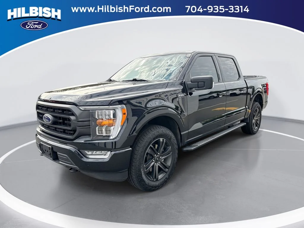 Used 2022 Black Ford XLT image 1