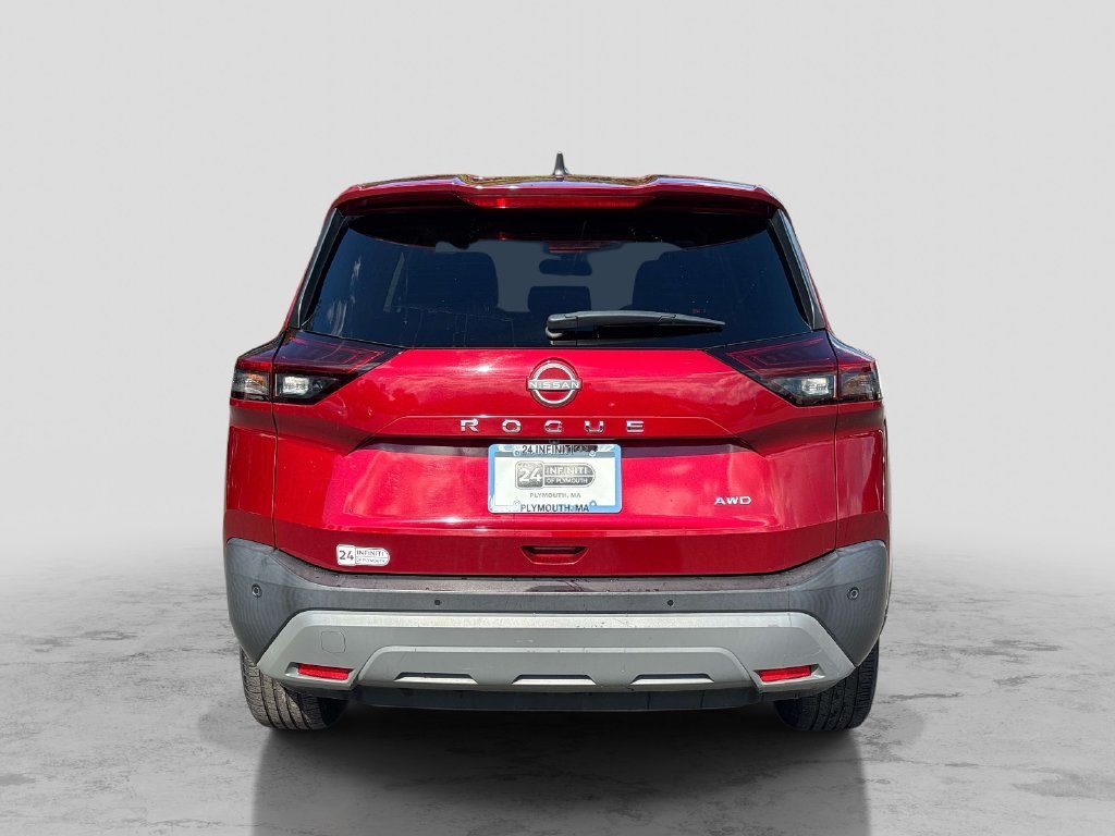 Used 2023 Red Nissan S image 4