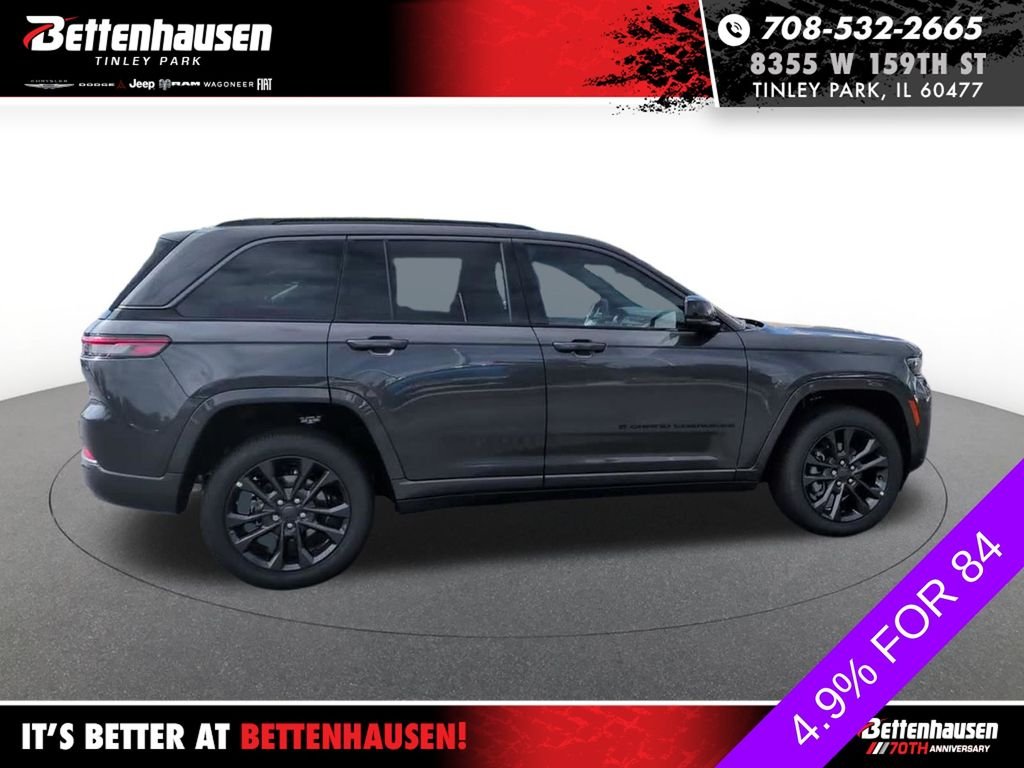 New 2026 Baltic Gray Metallic Clear-Coat Exterior Paint Jeep Limited Reserve image 3