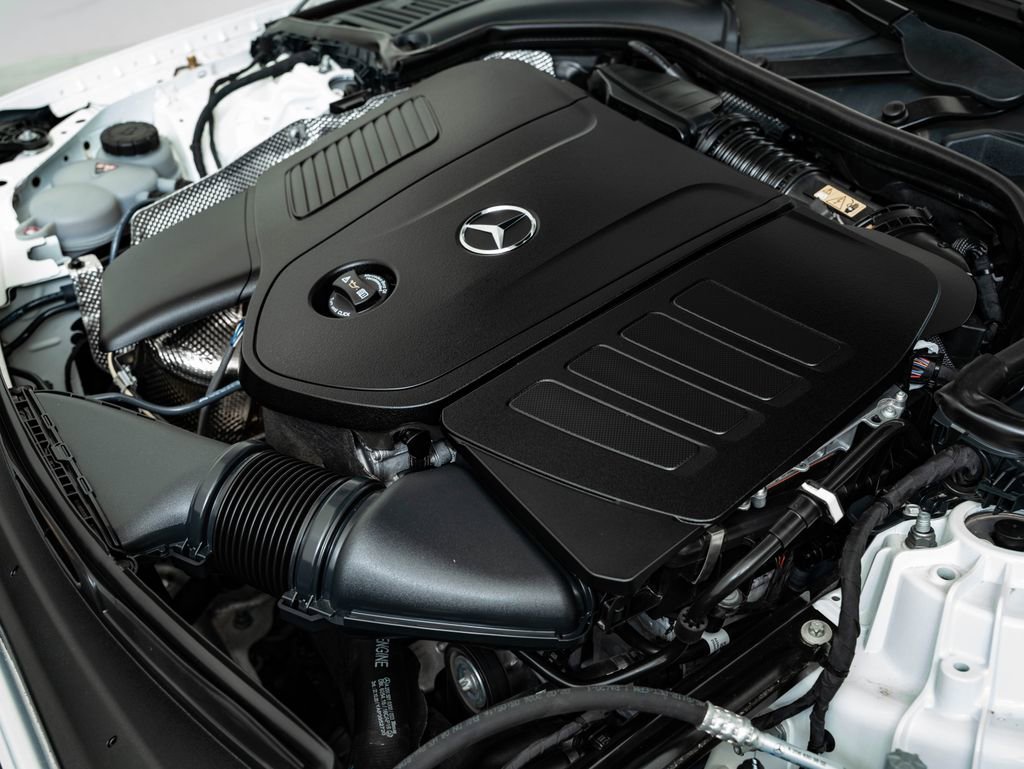 Used 2025 Polar White Mercedes-Benz C 300 image 46