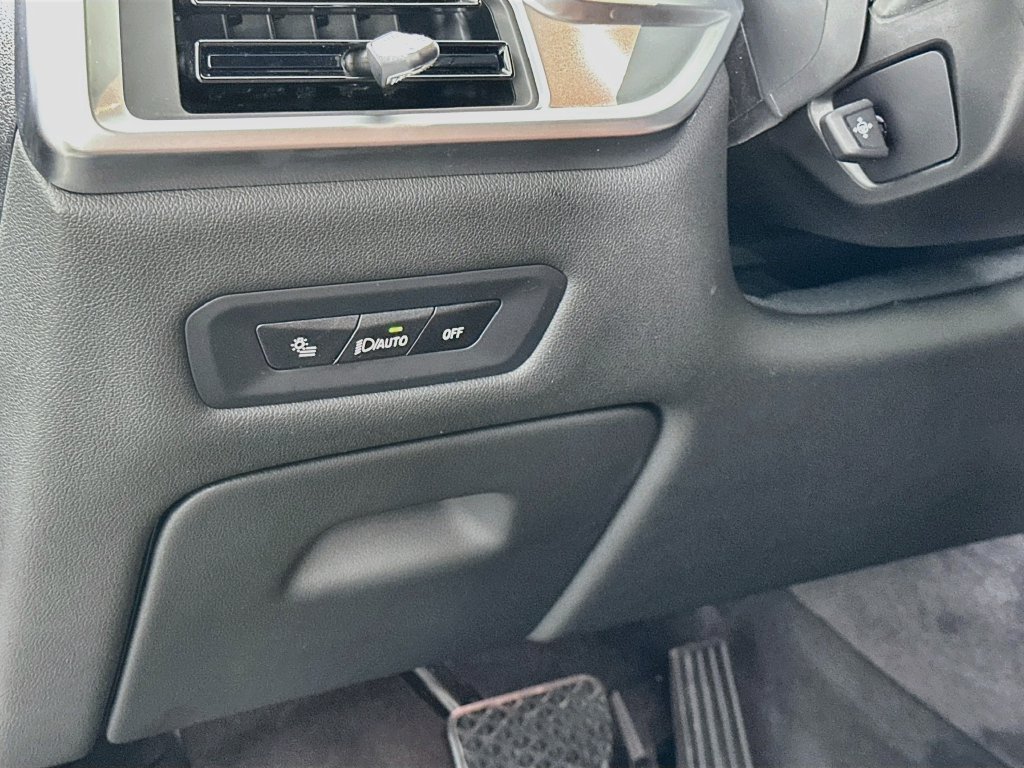 2026 BMW X5 40i - Photo 10