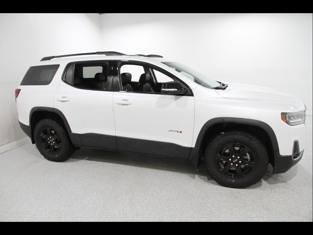 2022 GMC Acadia AT4 AWD's photo