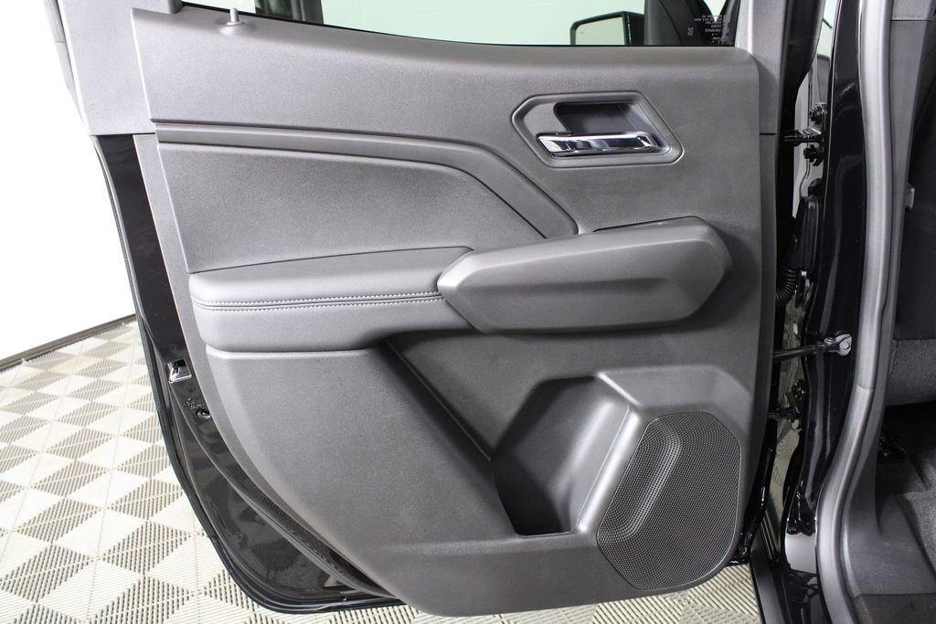 2026 Chevrolet Colorado LT - Photo 11