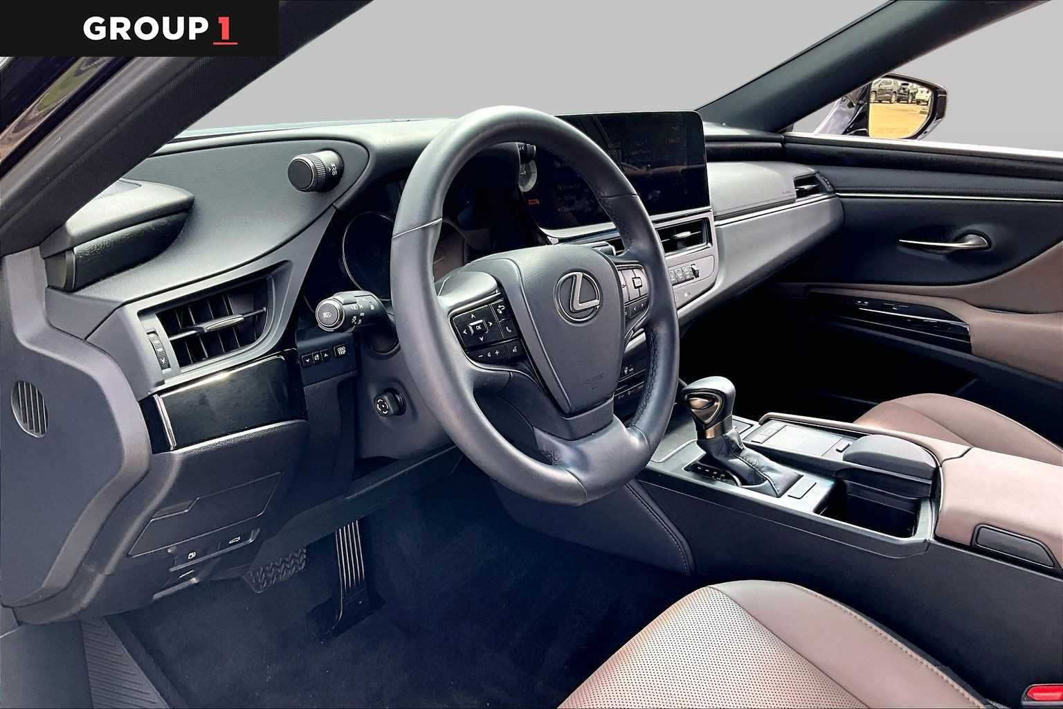 Used 2022 Nightfall Mica Lexus  image 15