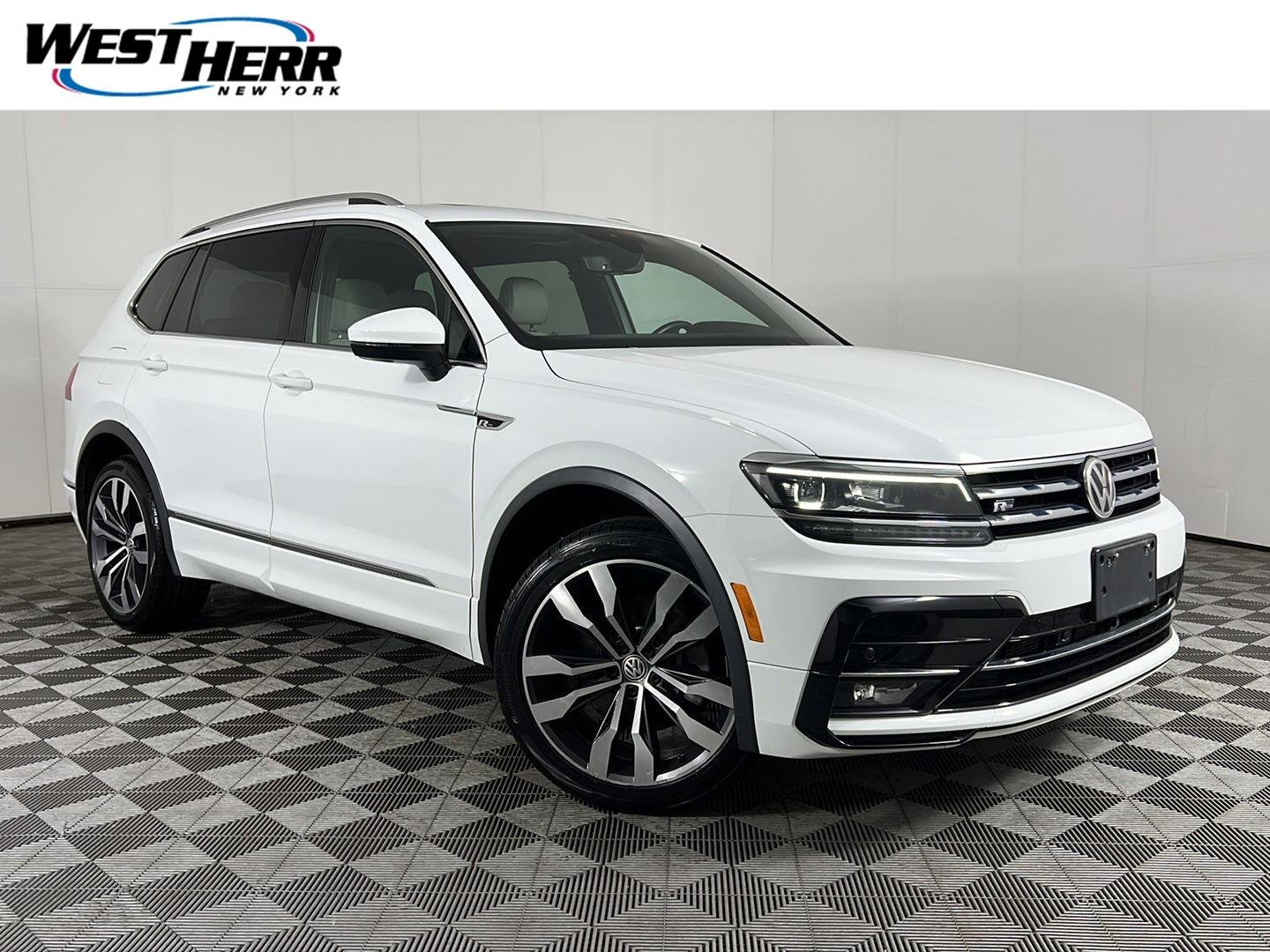 2020 Volkswagen Tiguan 2.0T SEL Premium R-Line 4Motion's photo