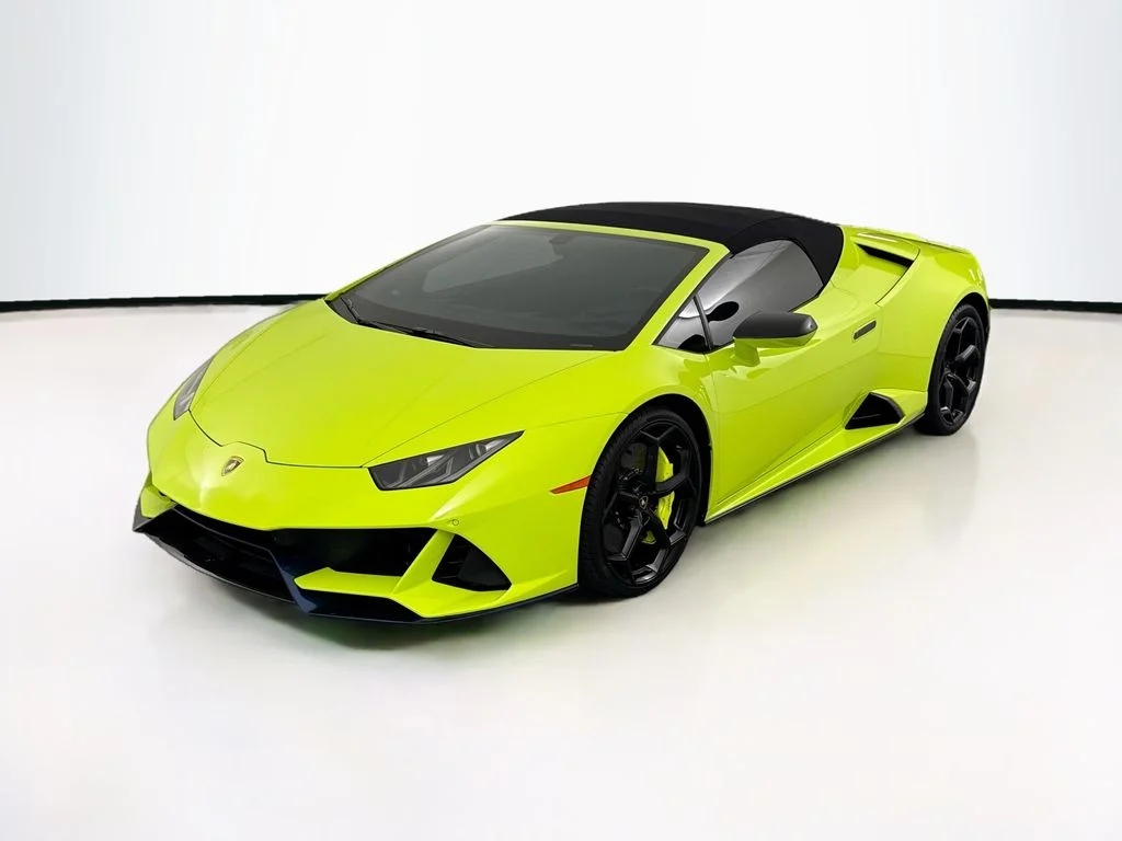 Used 2020  Lamborghini  image 41