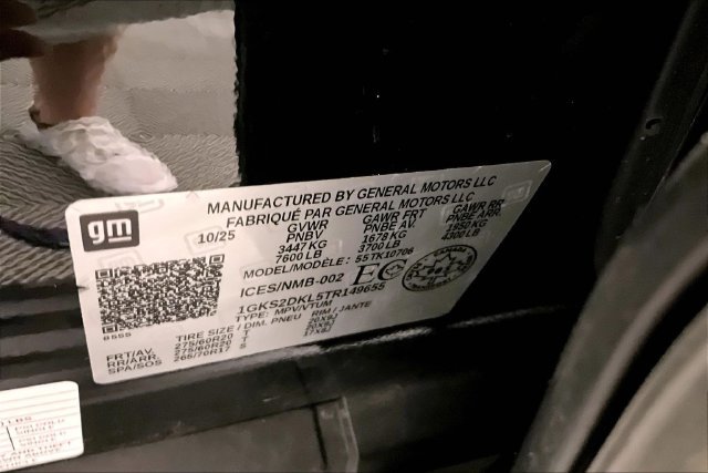 Used 2026 Onyx Black GMC Denali image 42