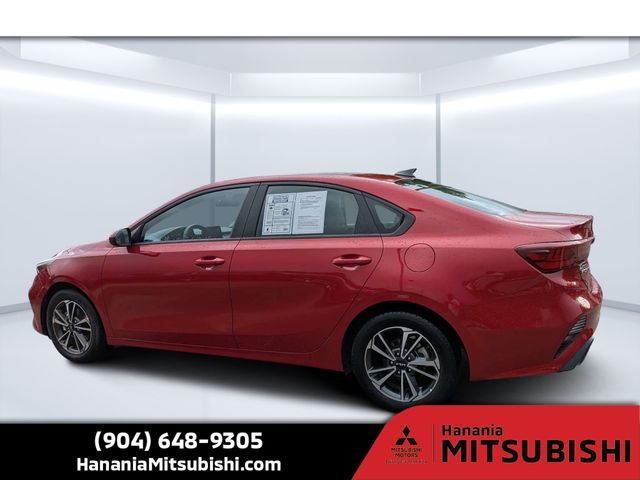 Used 2024 Red Kia LXS image 5