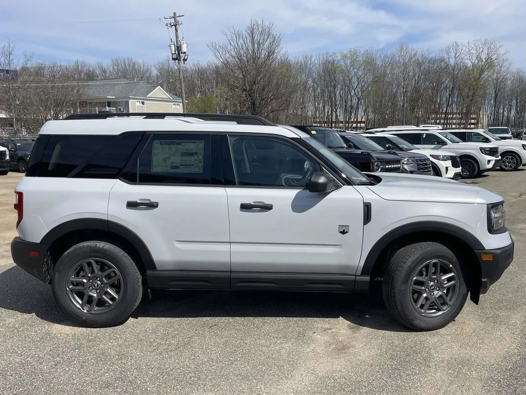 New 2026 Space White Metallic Ford Big Bend® image 2