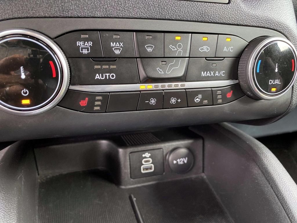 Used 2025 Black Ford ST-Line Select image 16