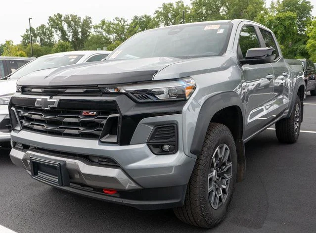 Used 2023 Gray Chevrolet Z71 image 1