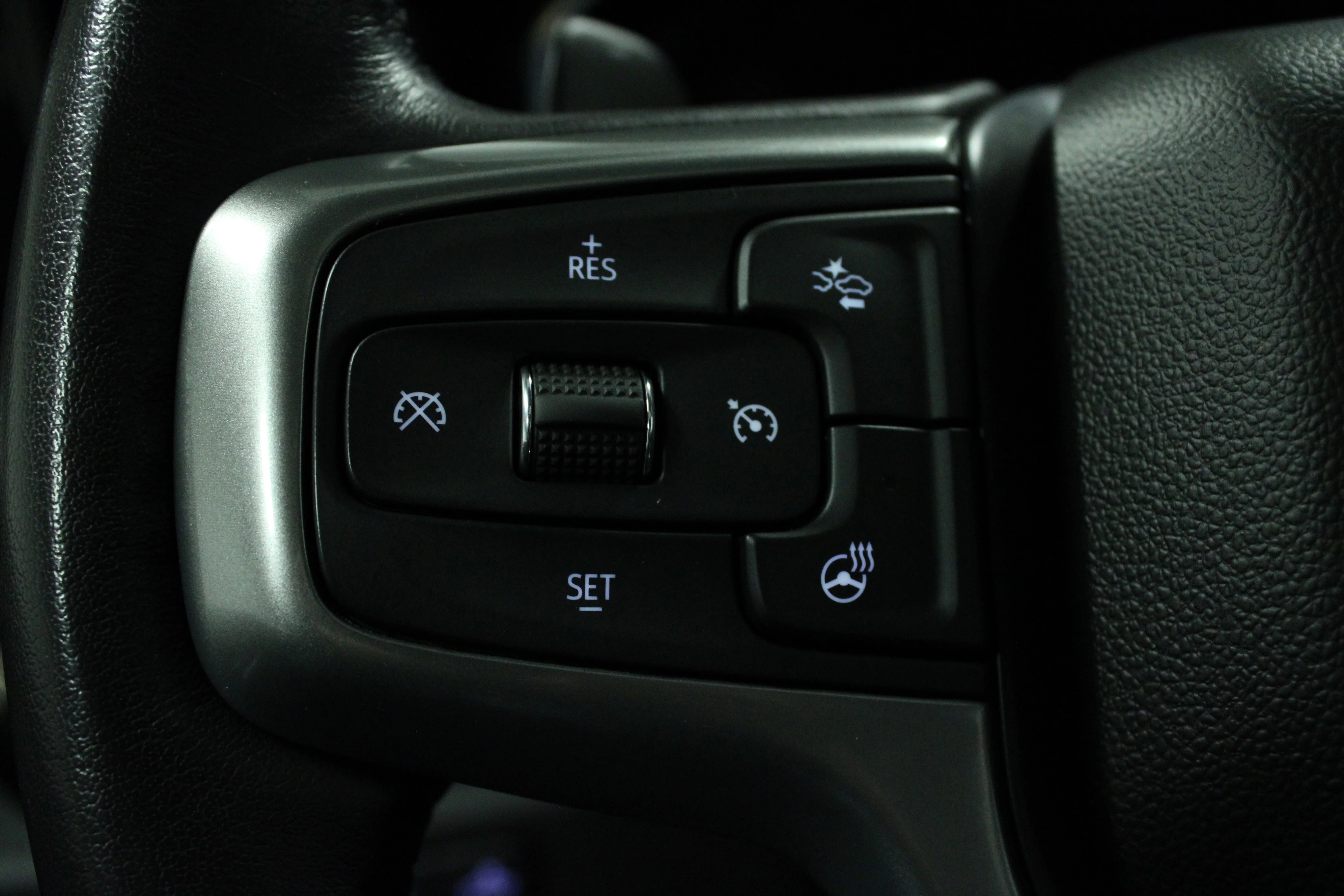 Used 2022 Summit White Chevrolet LTZ image 20