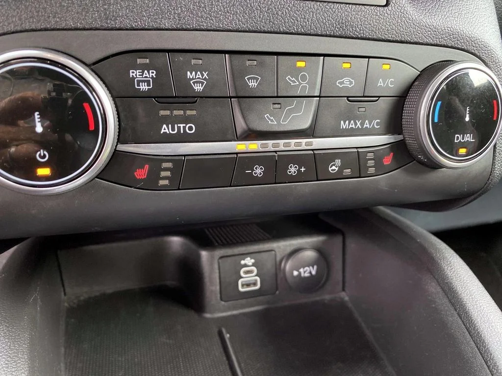 Used 2025 Black Metallic Ford ST-Line Select image 16