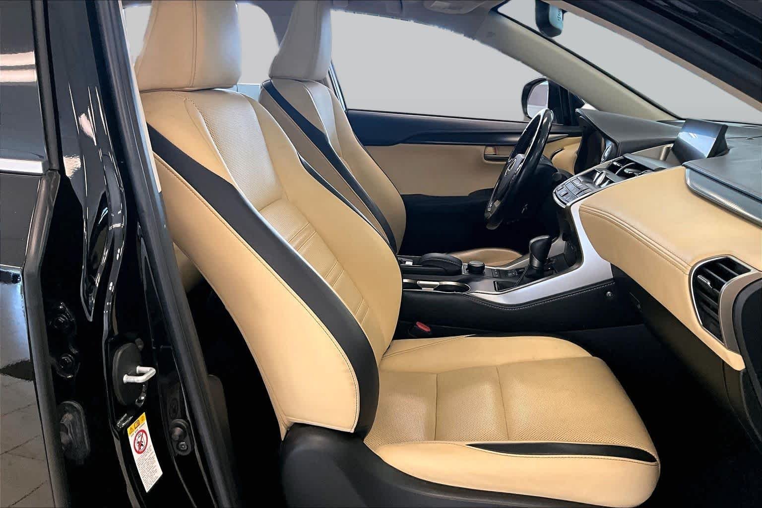 Used 2017 Obsidian Lexus  image 8