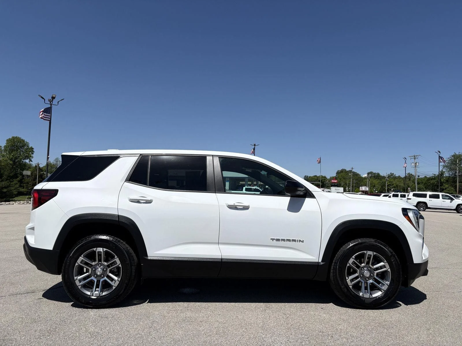 Used 2026 Summit White GMC FWD Elevation image 4