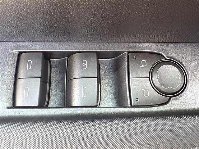 2026 Chevrolet Colorado Z71 - Photo 36