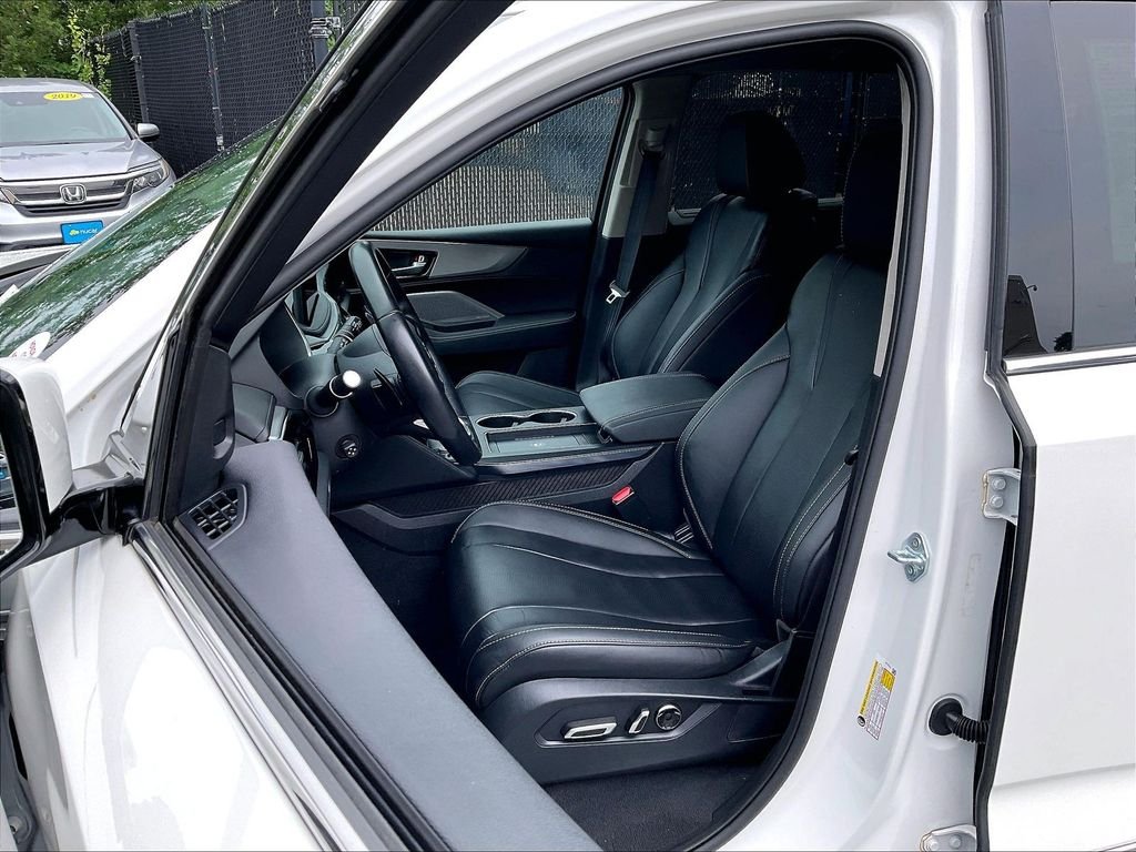 Used 2025 White Acura Technology Package image 10