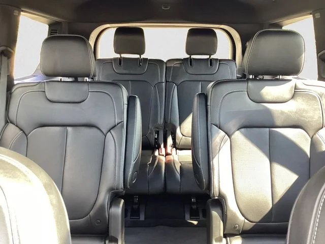 Used 2023 Diamond Black Jeep Overland image 13