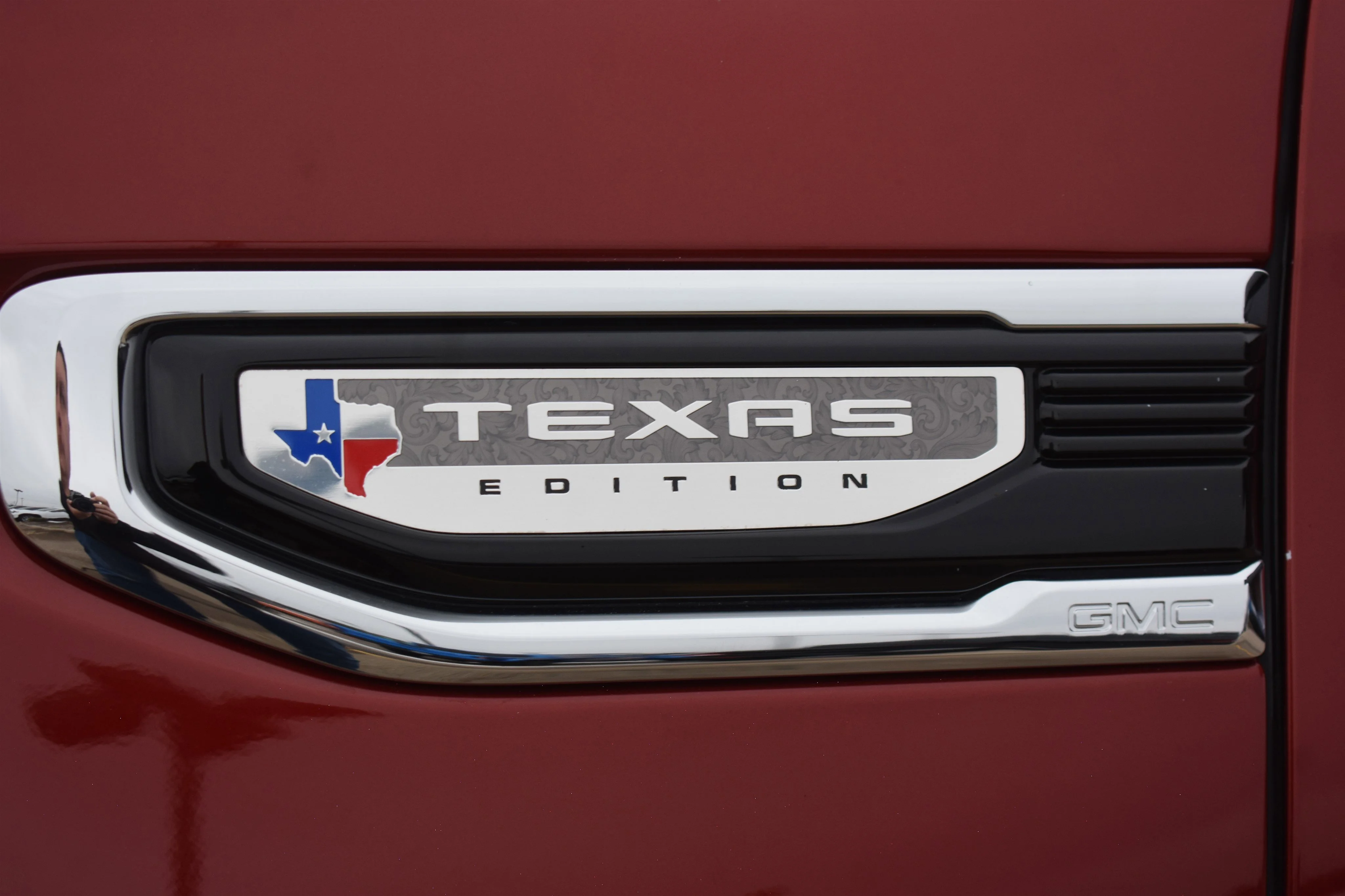 2023 GMC Sierra 1500 SLT - Photo 11