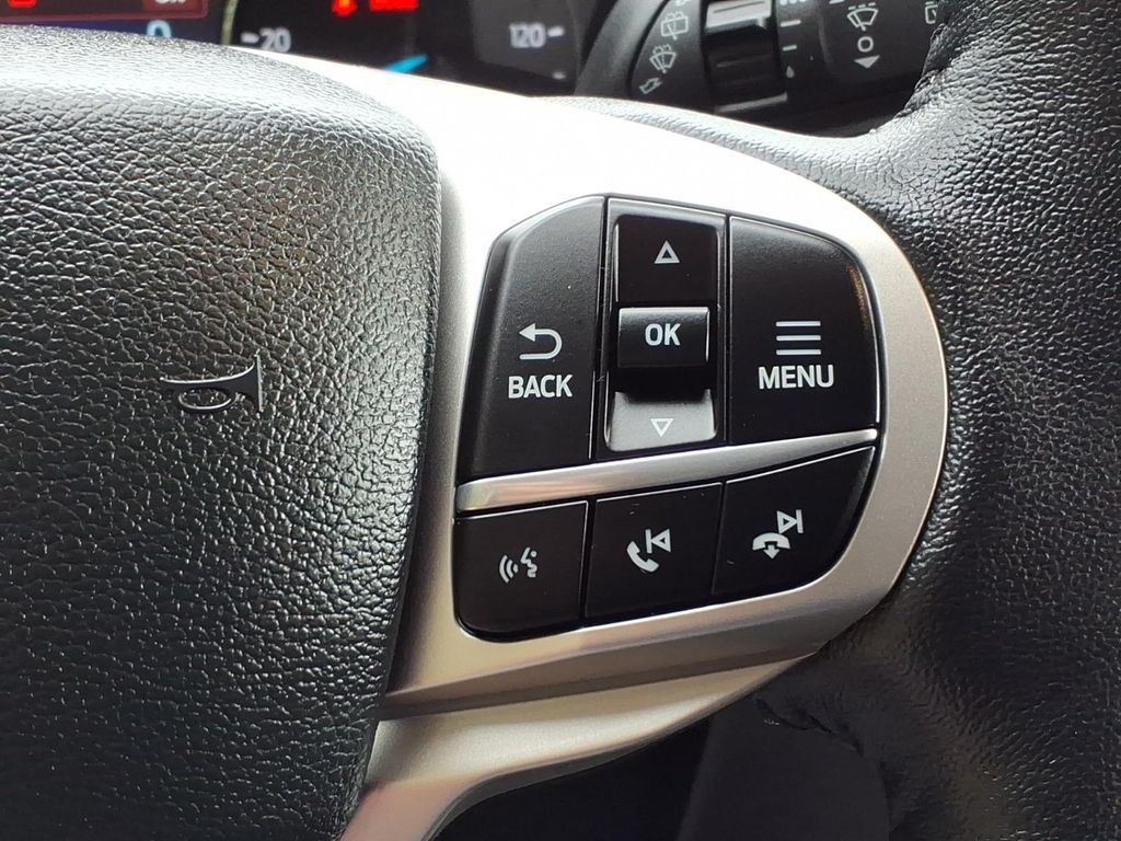 Certified Used 2023 Gray Metallic Ford XLT image 29