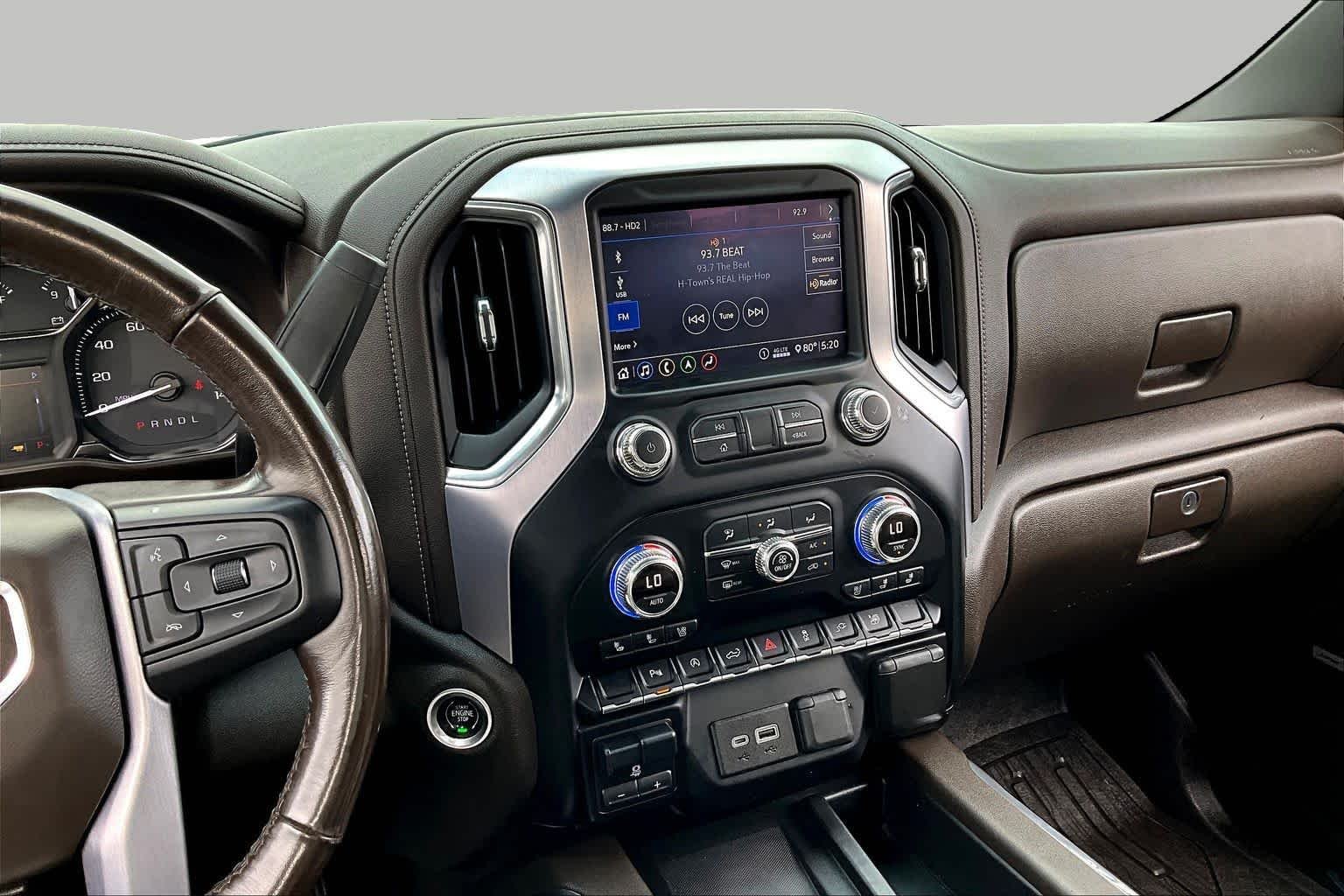 Used 2020 White Frost Tricoat GMC SLT image 7