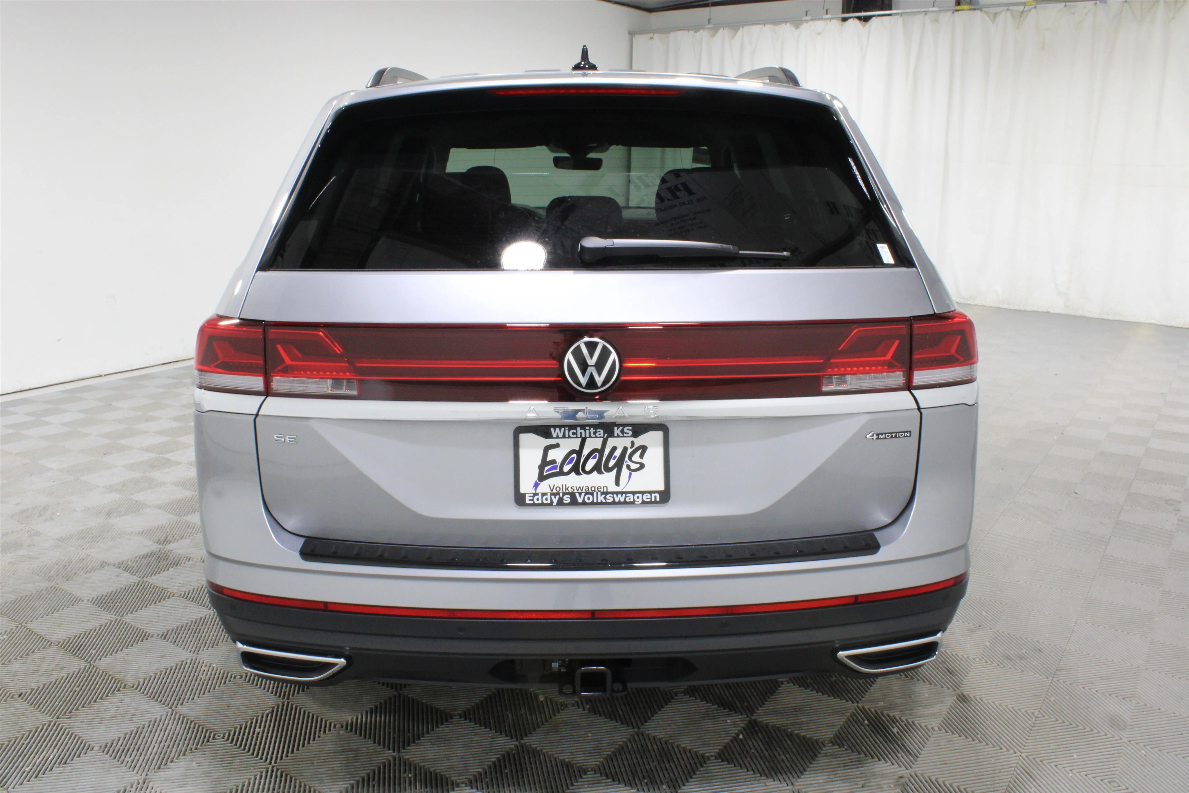 New 2026 Silver Mist Metallic Volkswagen 2.0T SE w/Technology image 29
