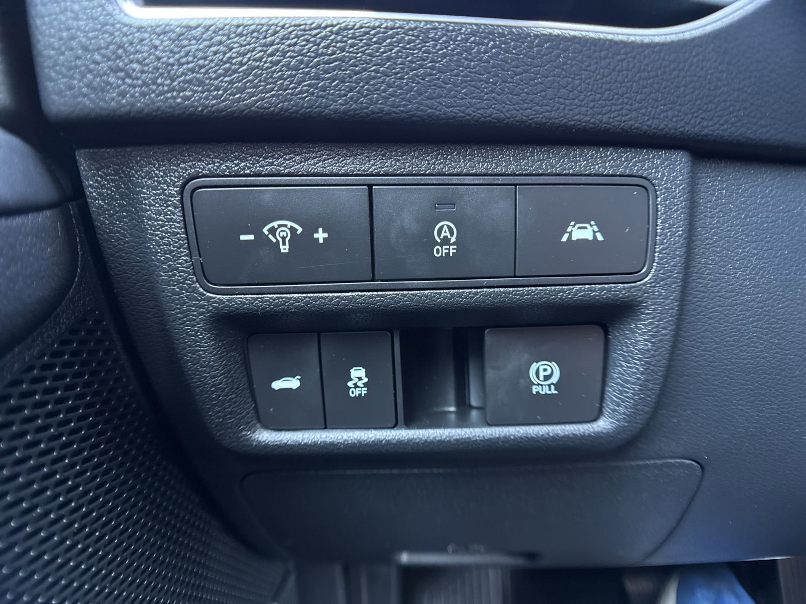 Used 2021 Blue Hyundai SE image 22