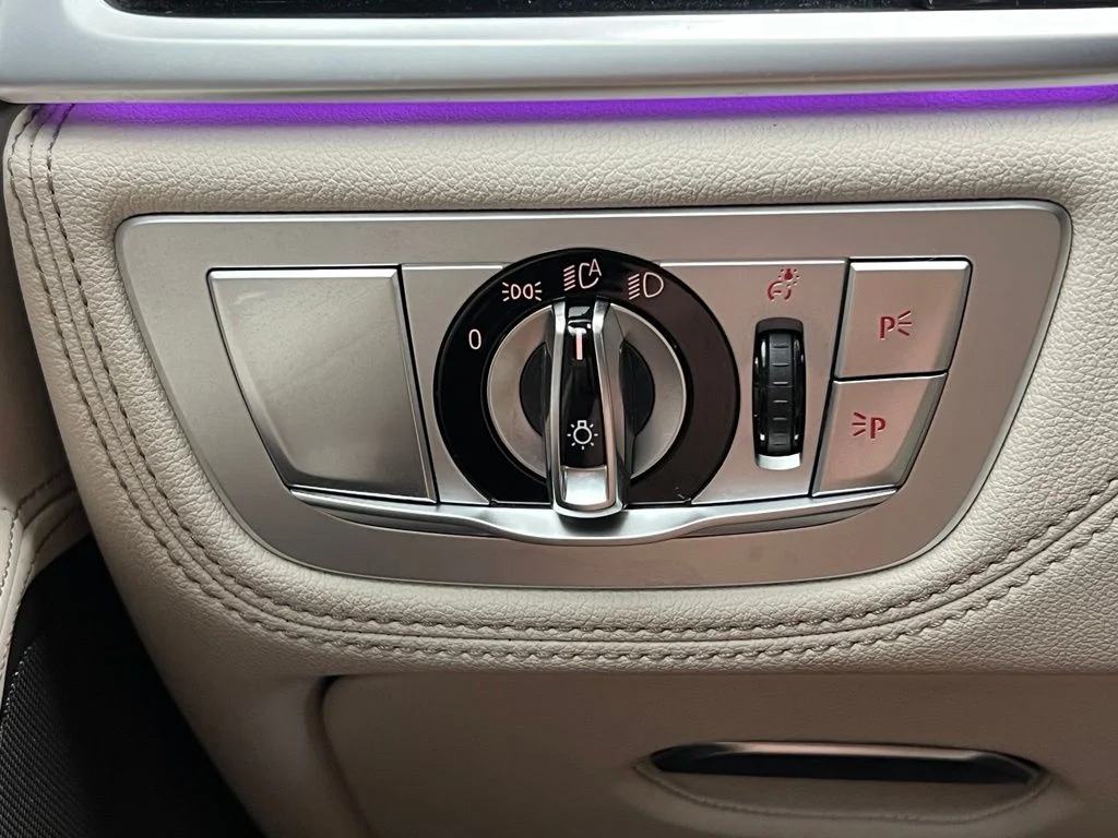 Used 2019 Gray BMW 740i image 21