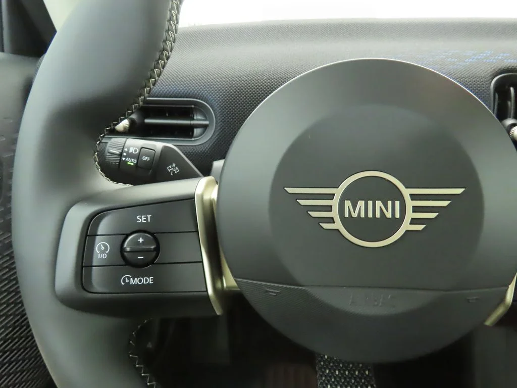 2026 MINI Hardtop 2 Door S - Photo 13