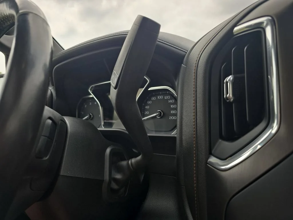 Used 2022 Onyx Black GMC AT4 image 16