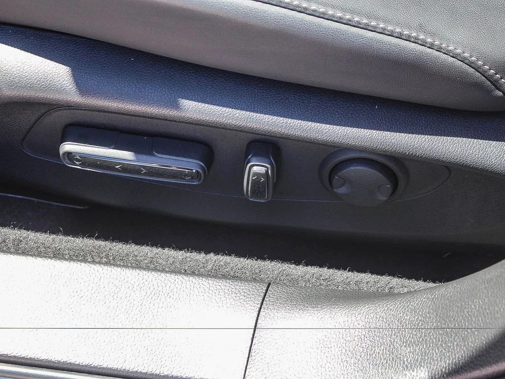 2023 Honda Accord Hybrid Sport-L - Photo 22