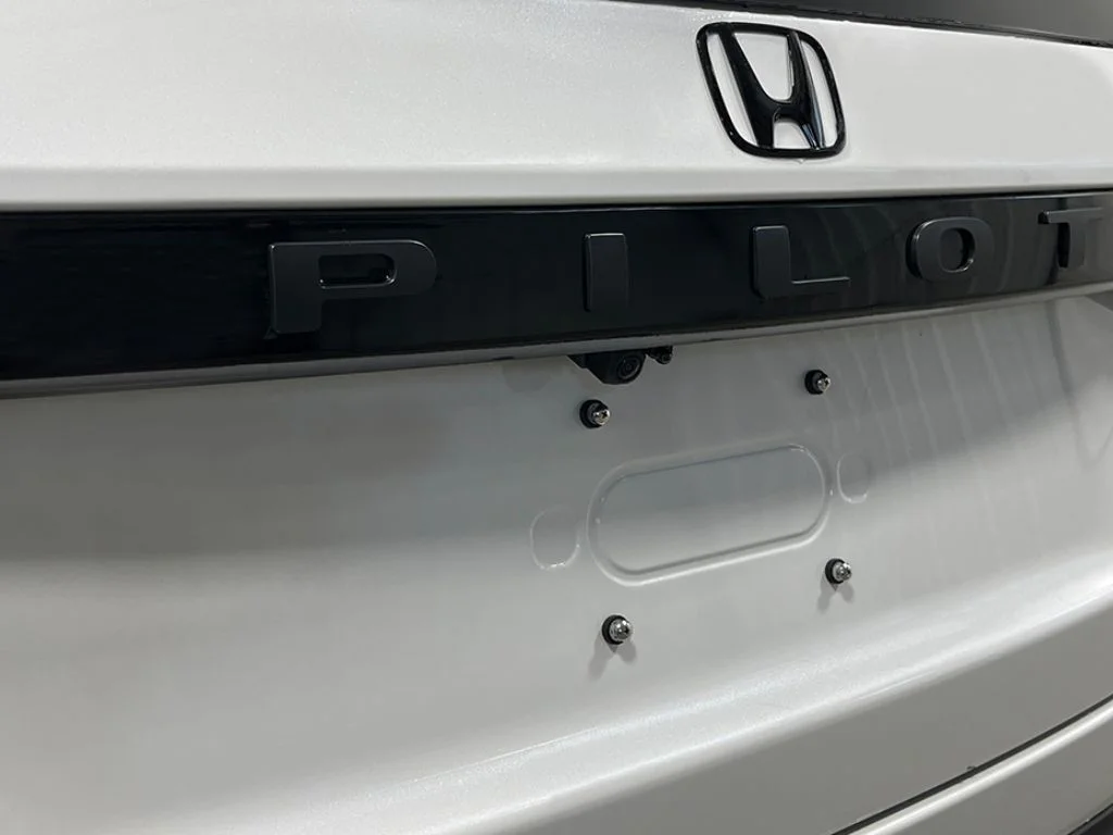 New 2026 Platinum White Pearl Honda EX image 5