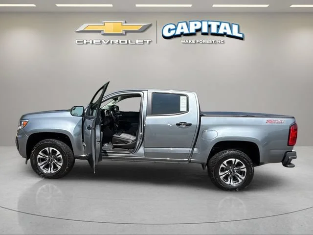 Used 2022 Satin Steel Metallic Chevrolet Z71 image 10