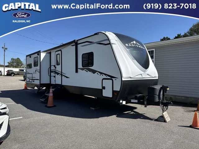 Used 2021  East to West CT 2810 KIK image 1