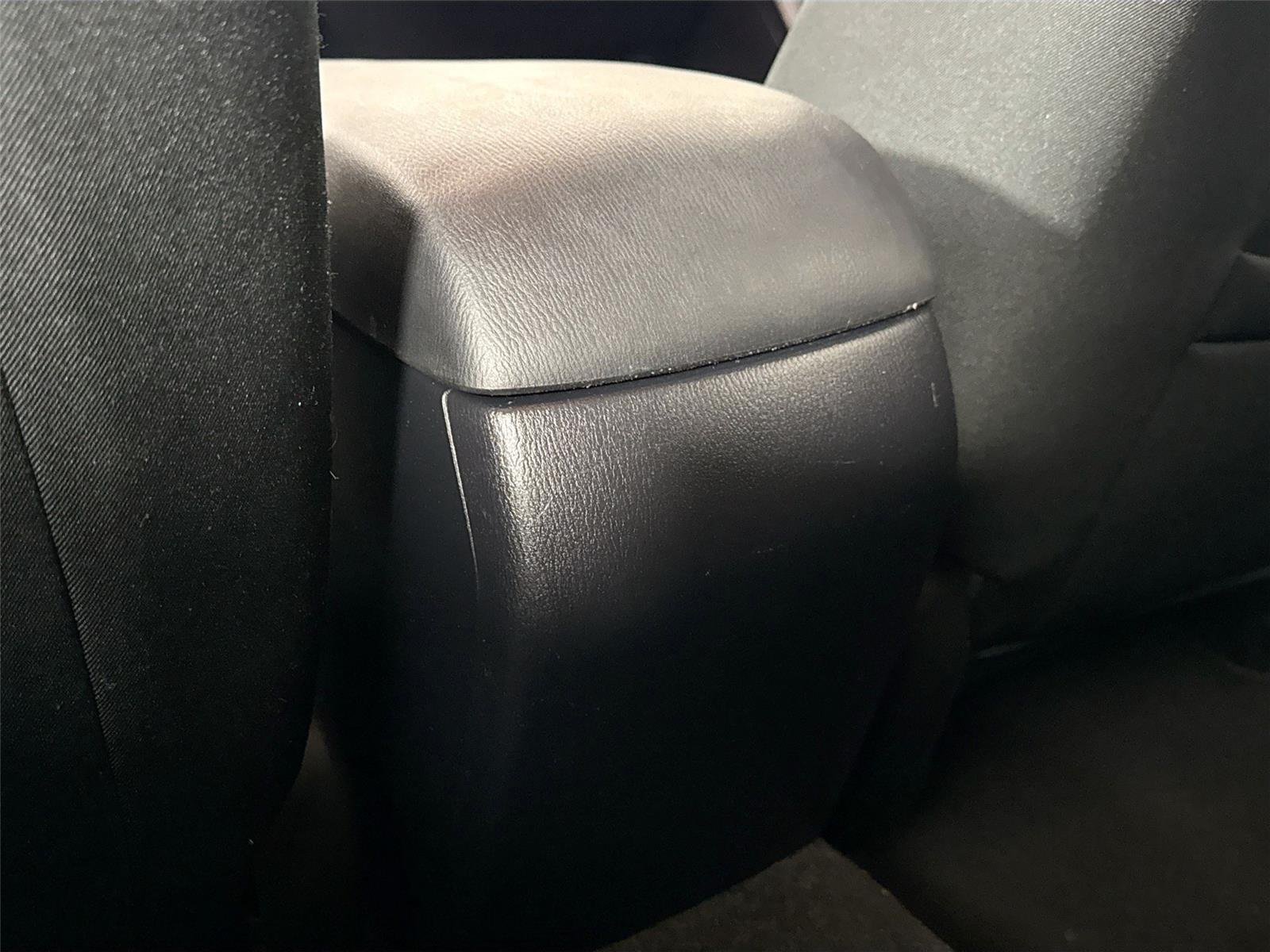Used 2015 Meteor Gray Mica Mazda i Sport image 32